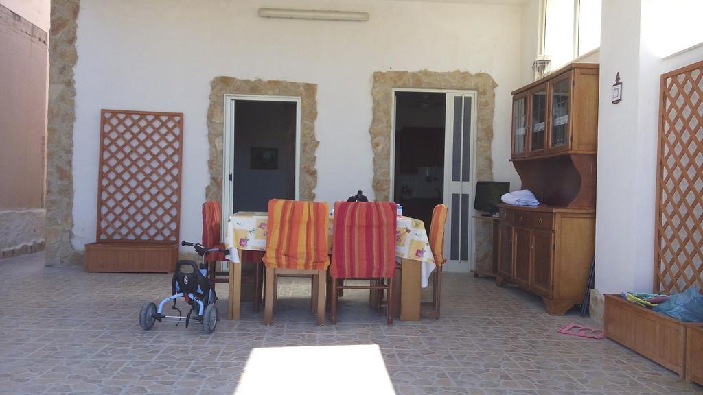 Villa Marinella Πόρτο Εμπέντοκλε Δωμάτιο φωτογραφία